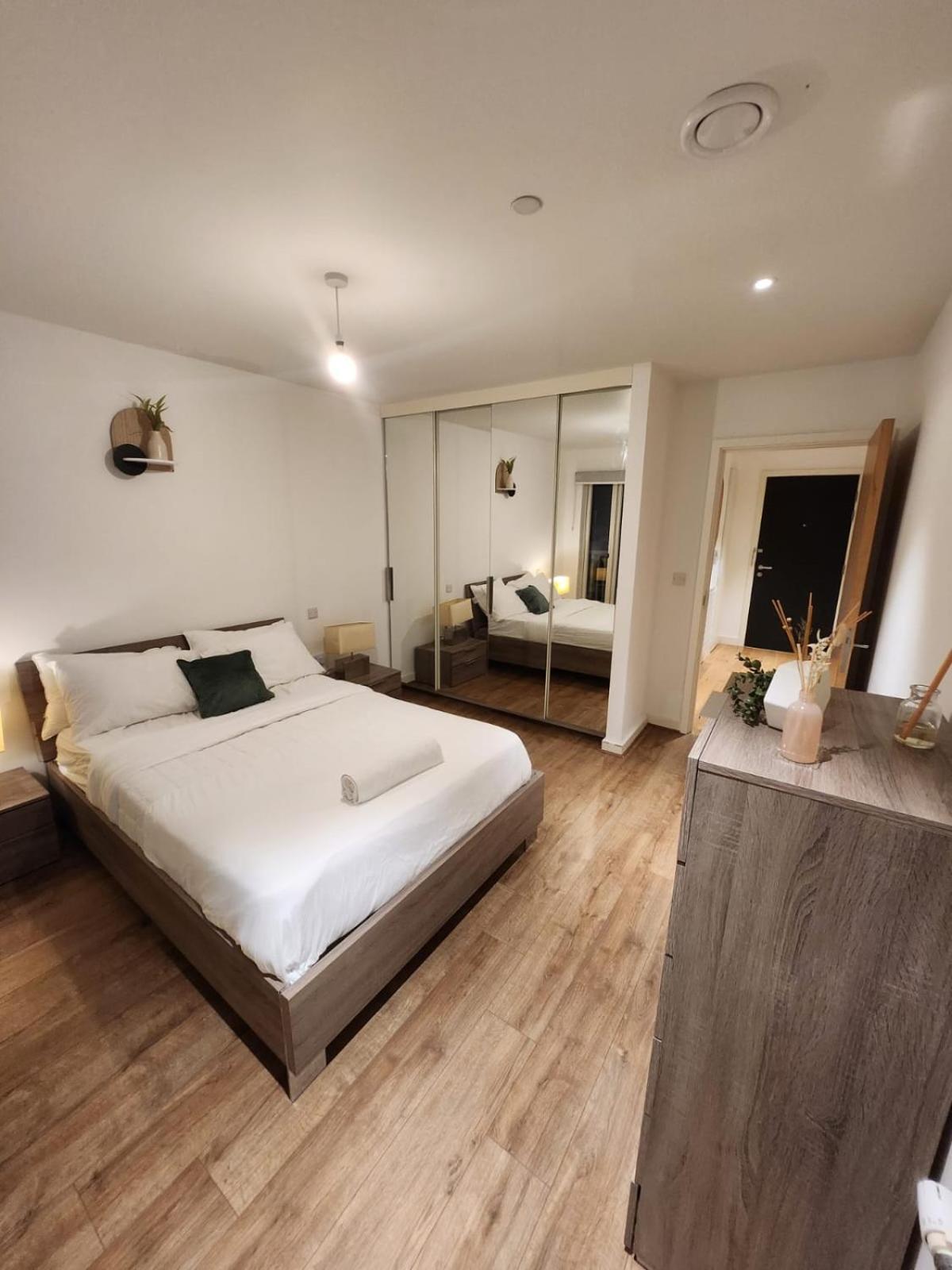 Kaf Luxury Apartment Λονδίνο Εξωτερικό φωτογραφία